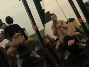 Cho ghệ đi tập gym thì bị thằng pt nó thịt luôn